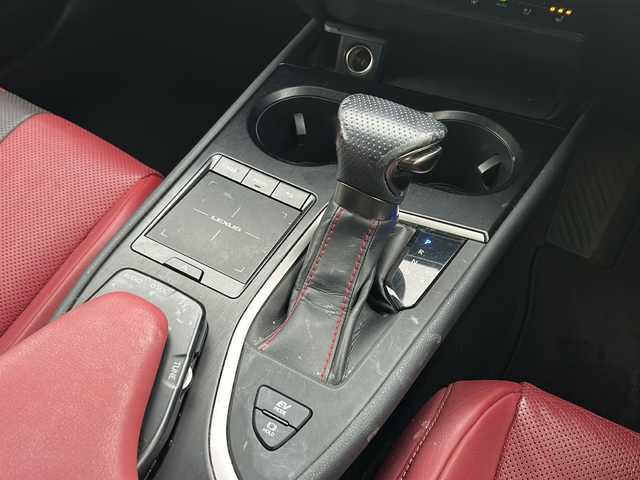 レクサス ＵＸ 250h Fスポーツ 秋田県 2019(平31)年 7.1万km ホワイトノーヴァガラスフレーク 純正ナビ/・フルセグテレビ/・ＣＤ、ＤＶＤ、ＳＤ/・ＵＳＢ/・ＢＴ/・Ｍｉｒａｃａｓｔ/・ラジオ/前席シートヒーター、ベンチレーション/前席パワーシート/電動リアゲート/パドルシフト/ステアリングスイッチ/クルーズコントロール/電動格納ミラー/オールオートウィンドウ/走行モード切替機能/横滑り防止装置/車線逸脱警報装置/衝突軽減装置/社外AW組冬タイヤ積載