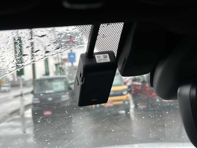 レクサス ＵＸ 250h Fスポーツ 秋田県 2019(平31)年 7.1万km ホワイトノーヴァガラスフレーク 純正ナビ/・フルセグテレビ/・ＣＤ、ＤＶＤ、ＳＤ/・ＵＳＢ/・ＢＴ/・Ｍｉｒａｃａｓｔ/・ラジオ/前席シートヒーター、ベンチレーション/前席パワーシート/電動リアゲート/パドルシフト/ステアリングスイッチ/クルーズコントロール/電動格納ミラー/オールオートウィンドウ/走行モード切替機能/横滑り防止装置/車線逸脱警報装置/衝突軽減装置/社外AW組冬タイヤ積載