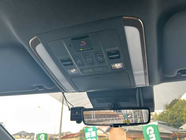 トヨタ アルファード Z 愛知県 2024(令6)年 1.4万km ブラック ・禁煙車/・ワンオーナー/・１４インチHDディスプレイ/・ナビ付き/フルセグTV/・左右独立ムーンルーフ/・黒革シート/・デジタルインナーミラー/・ビルトインETC2.0/・パノラミックビュー/・前後ドライブレコーダー/・トヨタセーフティセンス/・両側パワスラ/・パワーバックドア/・クリアランスソナー/・LEDオートライト/・ステアヒーター/・ステアスイッチ/・純正１８インチアルミ/・BSM/RCTA/PKSB/・前席ヒーター/ベンチレーション/・電動格納ミラーウインカー/・置くだけ充電/・純正フロアマット/・スペアタイヤ/・新車保証書/取扱説明書/・スペアキー