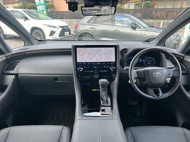 トヨタ アルファード Z 愛知県 2024(令6)年 1.4万km ブラック ・禁煙車/・ワンオーナー/・１４インチHDディスプレイ/・ナビ付き/フルセグTV/・左右独立ムーンルーフ/・黒革シート/・デジタルインナーミラー/・ビルトインETC2.0/・パノラミックビュー/・前後ドライブレコーダー/・トヨタセーフティセンス/・両側パワスラ/・パワーバックドア/・クリアランスソナー/・LEDオートライト/・ステアヒーター/・ステアスイッチ/・純正１８インチアルミ/・BSM/RCTA/PKSB/・前席ヒーター/ベンチレーション/・電動格納ミラーウインカー/・置くだけ充電/・純正フロアマット/・スペアタイヤ/・新車保証書/取扱説明書/・スペアキー