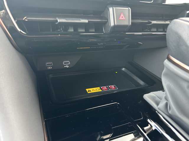 トヨタ アルファード Z 愛知県 2024(令6)年 1.4万km ブラック ・禁煙車/・ワンオーナー/・１４インチHDディスプレイ/・ナビ付き/フルセグTV/・左右独立ムーンルーフ/・黒革シート/・デジタルインナーミラー/・ビルトインETC2.0/・パノラミックビュー/・前後ドライブレコーダー/・トヨタセーフティセンス/・両側パワスラ/・パワーバックドア/・クリアランスソナー/・LEDオートライト/・ステアヒーター/・ステアスイッチ/・純正１８インチアルミ/・BSM/RCTA/PKSB/・前席ヒーター/ベンチレーション/・電動格納ミラーウインカー/・置くだけ充電/・純正フロアマット/・スペアタイヤ/・新車保証書/取扱説明書/・スペアキー