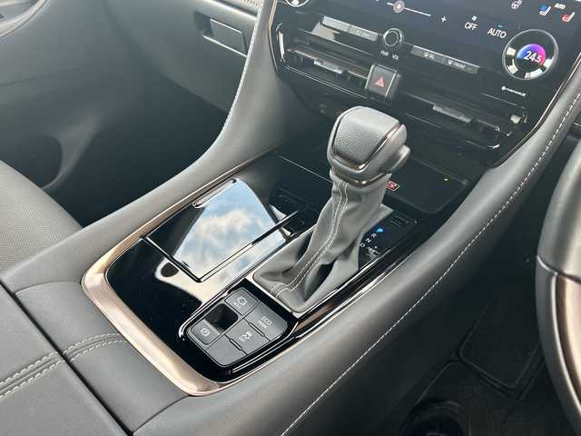 トヨタ アルファード Z 愛知県 2024(令6)年 1.4万km ブラック ・禁煙車/・ワンオーナー/・１４インチHDディスプレイ/・ナビ付き/フルセグTV/・左右独立ムーンルーフ/・黒革シート/・デジタルインナーミラー/・ビルトインETC2.0/・パノラミックビュー/・前後ドライブレコーダー/・トヨタセーフティセンス/・両側パワスラ/・パワーバックドア/・クリアランスソナー/・LEDオートライト/・ステアヒーター/・ステアスイッチ/・純正１８インチアルミ/・BSM/RCTA/PKSB/・前席ヒーター/ベンチレーション/・電動格納ミラーウインカー/・置くだけ充電/・純正フロアマット/・スペアタイヤ/・新車保証書/取扱説明書/・スペアキー