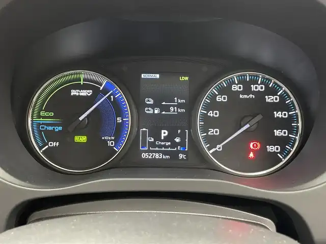 三菱 アウトランダー ＰＨＥＶ