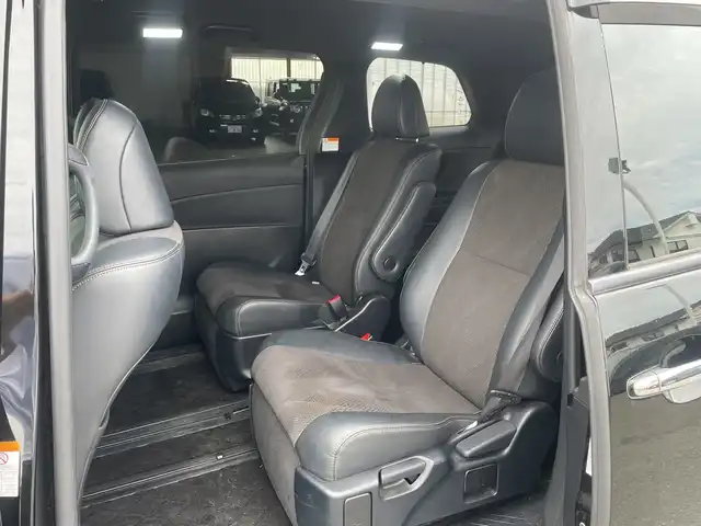 トヨタ エスティマ アエラス プレミアム 神奈川県 2017(平29)年 7.7万km ブラック ワンオーナー/純正ナビ(DVD/CD/AM/FM/BT/SD)/フルセグTV/純正フリップダウンモニター/バックカメラ/トヨタセーフティセンス/クルーズコントロール/レーンキープアシスト/オートハイビーム/横滑り防止装置/両側パワースライドドア/ハーフレザーシート/運転席パワーシート/2列シートオットマン付き/純正フットランプ/TEIN車高調/社外ウィンカーミラー(Silk Blazeレンズ)/前後ターンシグナルランプ社外LED電球/LEDヘッドライト/スマートキー　2本/保証書/取扱説明書＆ナビ取説