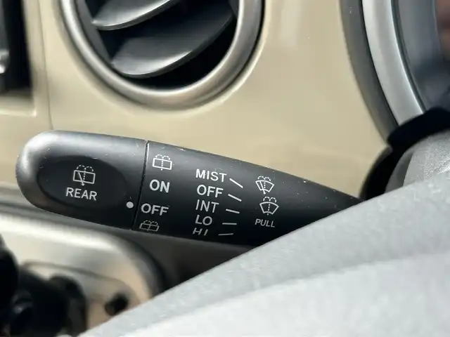 スズキ ラパン X 大阪府 2013(平25)年 5.3万km ベージュ 社外ナビ /・フルセグTV Bluetooth CD/DVD/バックカメラ /ETC  /アイドリングストップ /純正フロアマット /プッシュスタート /スマートキー /純正14インチスチール /ハロゲンヘッドライト/取説・保証書/スマートキー