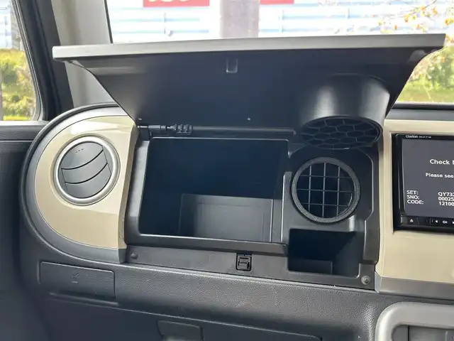 スズキ ラパン X 大阪府 2013(平25)年 5.3万km ベージュ 社外ナビ /・フルセグTV Bluetooth CD/DVD/バックカメラ /ETC  /アイドリングストップ /純正フロアマット /プッシュスタート /スマートキー /純正14インチスチール /ハロゲンヘッドライト/取説・保証書/スマートキー