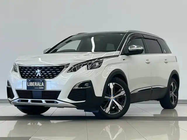 プジョー ５００８ GT ブルーHDi 岡山県 2019(令1)年 4.6万km ネイクルホワイト プジョー純正ナビ/パノラマビューカメラ/ファーストクラスパッケージ/Bluetooth/USB/アップルカープレイ/アンドライドオート/アクティブセーフティーブレーキ/レーンキープ/ブラインドスポットアシスト/パノラマガラスサンルーフ/ACC/パワーテールゲート/運転席パワーシート/ナッパレザーシート/シートヒーター/アンビエントライト/パヒュームディフューザー/オートライト/オートワイパー/パークアシスト/インテリジェントハイビーム/ドラレコ