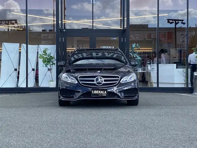 メルセデス・ベンツ Ｅ３５０ ワゴン アバンギャルド 福岡県 2013(平25)年 11.1万km 黒 ・サンルーフ/・アダプティブクルーズコントロール/・純正ナビ/BT/USB/・バックカメラ/・黒革シート /・前席シートヒーター　/・前席パワーシート/・BSM/・フルセグTV/・ETC/・社外19AW/・保証書/・取扱説明書