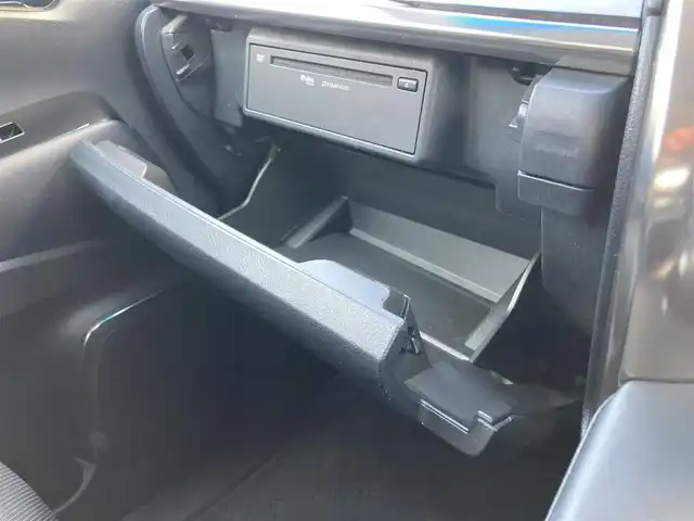 トヨタ アルファード S Cパッケージ 静岡県 2020(令2)年 7万km ホワイトパールクリスタルシャイン Toyota Safety Sense/純正メモリーナビ/　AM FM Bluetooth USB AppleCarPlay AndroidAuto/オプションCD・DVDプレイヤー/バックモニター/前方ドライブレコーダー/LEDオートヘッドランプ/シーケンシャルターンランプ/パワーシート(前席+2列目)/シートヒーター＆シートベンチレーション/両側パワースライドドア/前後方クリアランスソナー/純正18インチアルミホイール/ツインムーンルーフ/純正12.1インチフリップダウンモニター/ビルトインETC/ブラックレザーシート