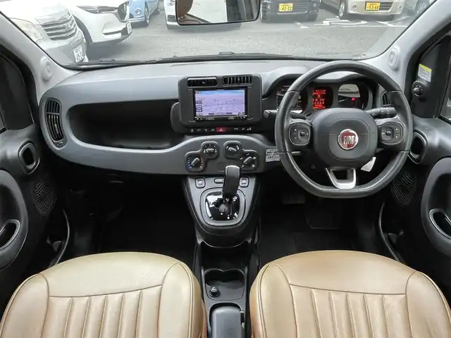 フィアット パンダ イージー 福岡県 2017(平29)年 5.3万km アイボリー 社外ナビ/（AM/FM/CD/DVD/SD/USB/Bluetooth/フルセグTV）/トラクションコントロール/アイドリングストップ/ETC/ドライブレコーダー前（SD有り）/フォグランプ/バックカメラ/純正アルミホイール/純正フロアマット/保証書/取扱説明書