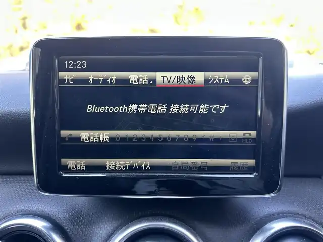 メルセデス・ベンツ Ａ１８０ 大阪府 2013(平25)年 5.4万km ユニバースブルー 純正ナビ/TV/バックカメラ/純正17インチAW/HIDヘッドライト/クリアランスソナー/ブラインドスポット/ACC/パドルシフト/ハーフ革/ETC/ドラレコ