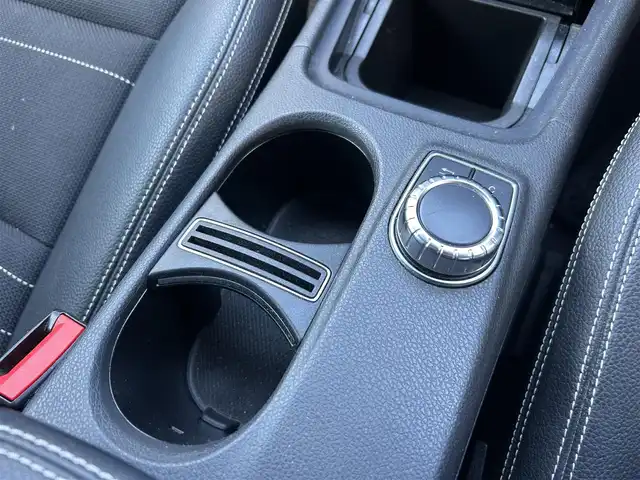 メルセデス・ベンツ Ａ１８０ 大阪府 2013(平25)年 5.4万km ユニバースブルー 純正ナビ/TV/バックカメラ/純正17インチAW/HIDヘッドライト/クリアランスソナー/ブラインドスポット/ACC/パドルシフト/ハーフ革/ETC/ドラレコ