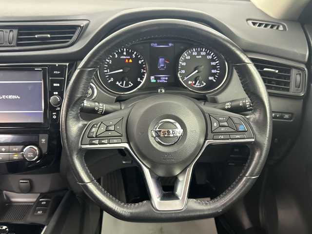 日産 エクストレイル 鹿児島県 2018(平30)年 5.2万km ダイヤモンドブラック 純正ナビ/（フルセグ/Bluetooth/CD/DVD）　/アラウンドビューモニター　/プロパイロット　/デジタルインナーミラー　/パワースライドドア　/ブラインドスポットモニター　/シートヒーター　/オートホールド　/カプロンシート　/電動パーキング　/ＥＴＣ/プッシュスタートボタン/パワーバックドア/アイドリングストップ/保証書/取扱説明書