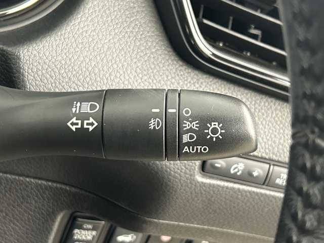 日産 エクストレイル 鹿児島県 2018(平30)年 5.2万km ダイヤモンドブラック 純正ナビ/（フルセグ/Bluetooth/CD/DVD）　/アラウンドビューモニター　/プロパイロット　/デジタルインナーミラー　/パワースライドドア　/ブラインドスポットモニター　/シートヒーター　/オートホールド　/カプロンシート　/電動パーキング　/ＥＴＣ/プッシュスタートボタン/パワーバックドア/アイドリングストップ/保証書/取扱説明書