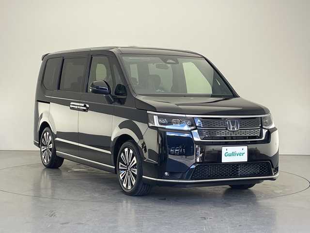 ホンダ ステップワゴン スパーダ eHEV プレミアムライン 長野県 2025(令7)年 0.1千km クリスタルブラックパール ホンダセンシング/・クルーズコントロール（追従あり）/・衝突被害軽減システム/・レーンキープアシスト/・クリアランスソナー/両側パワースライドドア/電動リアゲート/マルチビューカメラシステム（ナビなし）/パドルシフト/シートヒーター（前席）/2列目オットマン/2列目サンシェード/電動パーキングブレーキ/オートホールド/LEDヘッドライト/オートマチックハイビーム/フォグランプ/17インチ純正アルミホイール/スマートキー