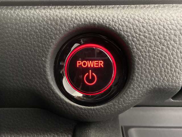 ホンダ ステップワゴン スパーダ eHEV プレミアムライン 長野県 2025(令7)年 0.1千km クリスタルブラックパール ホンダセンシング/・クルーズコントロール（追従あり）/・衝突被害軽減システム/・レーンキープアシスト/・クリアランスソナー/両側パワースライドドア/電動リアゲート/マルチビューカメラシステム（ナビなし）/パドルシフト/シートヒーター（前席）/2列目オットマン/2列目サンシェード/電動パーキングブレーキ/オートホールド/LEDヘッドライト/オートマチックハイビーム/フォグランプ/17インチ純正アルミホイール/スマートキー