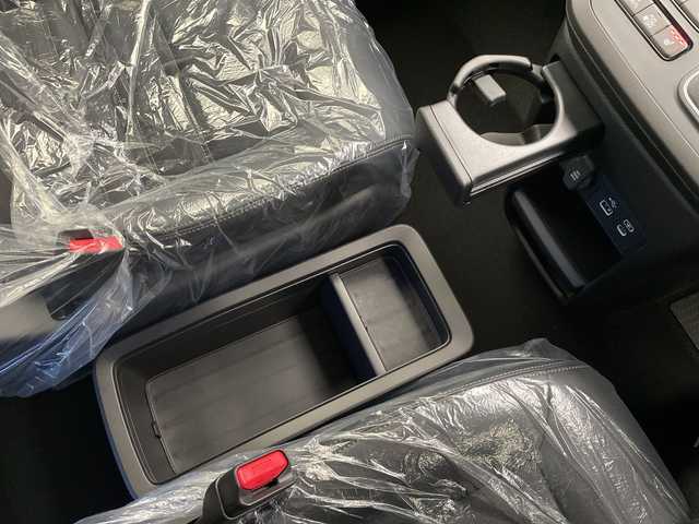 ホンダ ステップワゴン スパーダ eHEV プレミアムライン 長野県 2025(令7)年 0.1千km クリスタルブラックパール ホンダセンシング/・クルーズコントロール（追従あり）/・衝突被害軽減システム/・レーンキープアシスト/・クリアランスソナー/両側パワースライドドア/電動リアゲート/マルチビューカメラシステム（ナビなし）/パドルシフト/シートヒーター（前席）/2列目オットマン/2列目サンシェード/電動パーキングブレーキ/オートホールド/LEDヘッドライト/オートマチックハイビーム/フォグランプ/17インチ純正アルミホイール/スマートキー