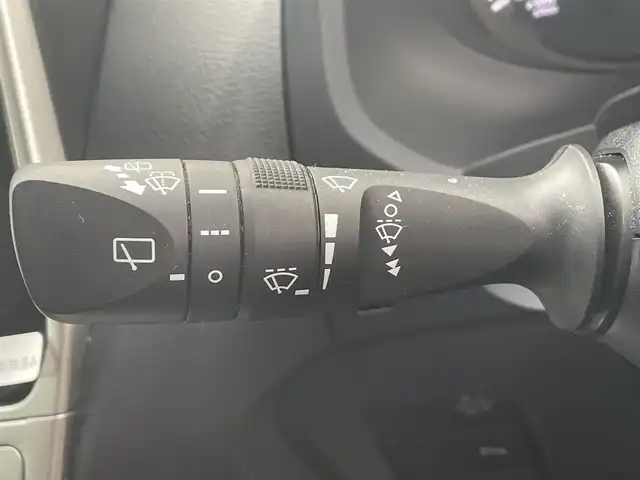 トヨタ ランドクルーザー プラド TX 道央・札幌 2018(平30)年 6.8万km ブラック ・４WD/・衝突軽減ブレーキ/・寒冷地仕様/・純正SDナビ/　CD＆DVD＆BT＆TV/・バックカメラ/・コーナーセンサー/・レーンキープアシスト/・ダウンヒルアシスト/・レーダークルーズコントロール/・ワイパー熱線/・ディーゼルターボ/・純正ドライブレコ―ダー/・エンジンスターター/・プッシュスタート/・スマートキー/・オートエアコン/・オートライト/・電動格納ミラー/・MT付きAT/・ビルトインETC/・社外フロアマット/・ドアバイザー/・ウィンカーミラー/・フォグライト/・LEDヘッドライト