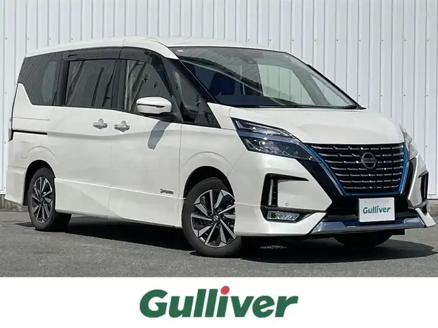 日産 セレナ e－パワー ハイウェイスター V 長崎県 2020(令2)年 11.1万km ブリリアントホワイトパール 純１０型ナビ　/・フルセグ/・DVD/・Bluetooth/・Blu-RAY対応/純フリップダウンモニター　/防水シート車　/アラウンドビューモニター/両側パワースライドドア/オートダブルエアコン　/ドライブモードセレクト/純正１６インチアルミ　/ＢＳＭ　/ＬＤＡ　/エマージェンシーブレーキ　/クルーズコントロール　/ステアリングスイッチ　/電格ミラー/ステアリングリモコン/シートバックテーブル/リアサンシェード/スマートキー/プッシュスタート/ETC/取説