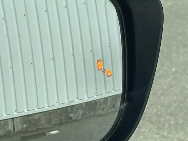 日産 セレナ e－パワー ハイウェイスター V 長崎県 2020(令2)年 11.1万km ブリリアントホワイトパール 純１０型ナビ　/・フルセグ/・DVD/・Bluetooth/・Blu-RAY対応/純フリップダウンモニター　/防水シート車　/アラウンドビューモニター/両側パワースライドドア/オートダブルエアコン　/ドライブモードセレクト/純正１６インチアルミ　/ＢＳＭ　/ＬＤＡ　/エマージェンシーブレーキ　/クルーズコントロール　/ステアリングスイッチ　/電格ミラー/ステアリングリモコン/シートバックテーブル/リアサンシェード/スマートキー/プッシュスタート/ETC/取説