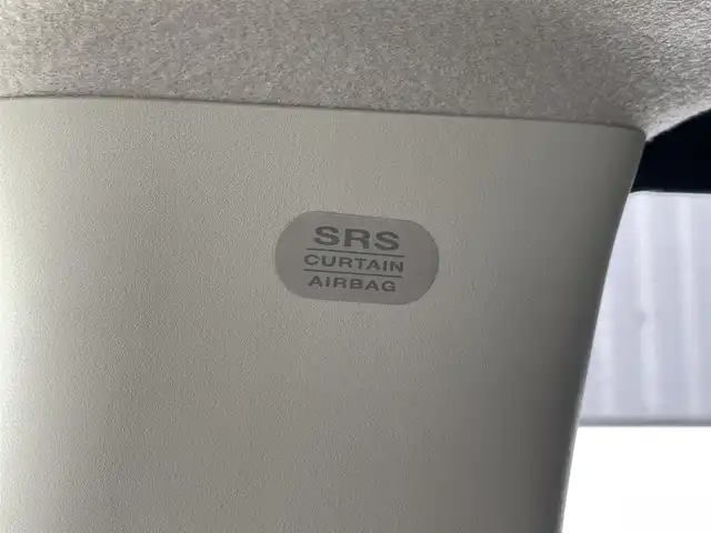 日産 セレナ e－パワー ハイウェイスター V 長崎県 2020(令2)年 11.1万km ブリリアントホワイトパール 純１０型ナビ　/・フルセグ/・DVD/・Bluetooth/・Blu-RAY対応/純フリップダウンモニター　/防水シート車　/アラウンドビューモニター/両側パワースライドドア/オートダブルエアコン　/ドライブモードセレクト/純正１６インチアルミ　/ＢＳＭ　/ＬＤＡ　/エマージェンシーブレーキ　/クルーズコントロール　/ステアリングスイッチ　/電格ミラー/ステアリングリモコン/シートバックテーブル/リアサンシェード/スマートキー/プッシュスタート/ETC/取説