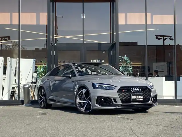 アウディ ＲＳ５