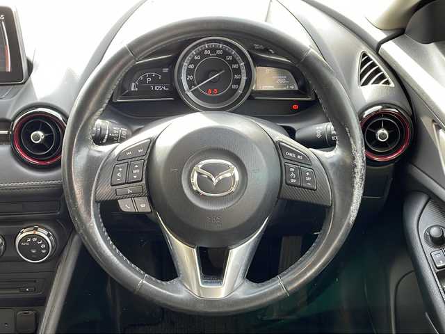 マツダ ＣＸ－３ XD 静岡県 2016(平28)年 7.1万km セラミックM 【主要装備】/純正ナビ　/Ｂｌｕｅｔｏｏｔｈオーディオ　/ＣＤ／ＤＶＤプレーヤー＋地上デジタルテレビチューナー　/ＬＥＤヘッドライト　/スマートキー　/プッシュスタート　/バックカメラ　/スペアキー有り　/プリクラッシュセーフティ/純正１６インチアルミホイール/クルーズコントロール/純正フロアマット