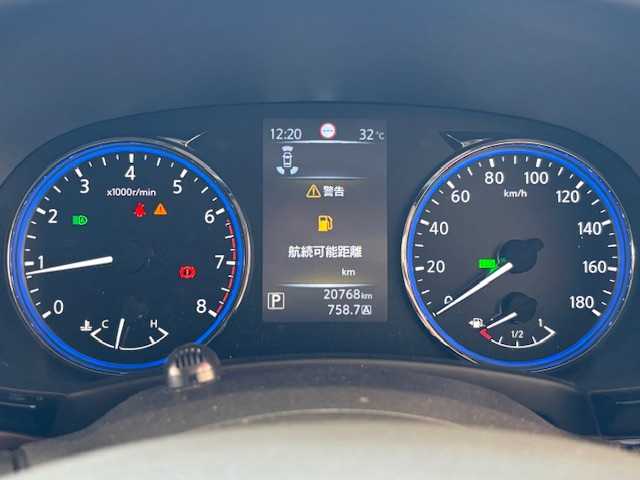 日産 エルグランド 250ハイウェイスターS 埼玉県 2020(令2)年 2.1万km ピュアホワイトパール エマージェンシーブレーキ　/純正メモリナビ/　　CD/DVD/BT/フルセグ　/アラウンドビューモニター　/両側パワースライドドア　/レーダークルーズコントロール　/LEDオートライト　/ハーフレザーシート　/純正18インチアルミホイール/ステアリングスイッチ　/純正ETC