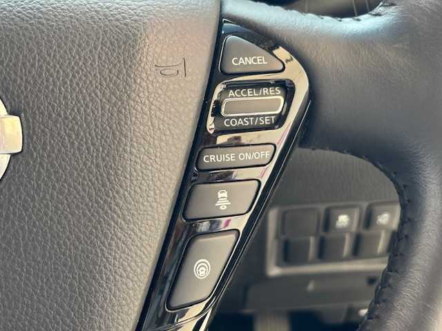 日産 エルグランド 250ハイウェイスターS 埼玉県 2020(令2)年 2.1万km ピュアホワイトパール エマージェンシーブレーキ　/純正メモリナビ/　　CD/DVD/BT/フルセグ　/アラウンドビューモニター　/両側パワースライドドア　/レーダークルーズコントロール　/LEDオートライト　/ハーフレザーシート　/純正18インチアルミホイール/ステアリングスイッチ　/純正ETC