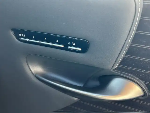レクサス ＬＳ 500 Iパッケージ 愛知県 2019(平31)年 6万km ソニッククォーツ レクサスセーフティセンス/全方位モニター/クルーズコントロール/レーンキープアシスト/衝突被害軽減ブレーキ/パーキングアシスト/ブラインドスポットモニター/純正SDナビ/FM/AM/フルセグTV/BT/DISC/SD/USB/Miracast/純正フロアマット/デジタルインナーミラー/パドルシフト/HUD/サイドバイザー/社外レーダー/クリアランスソナー/TVキャンセラー/前席シートヒーター/前席シートクーラー/ETC2.0/スマートキー
