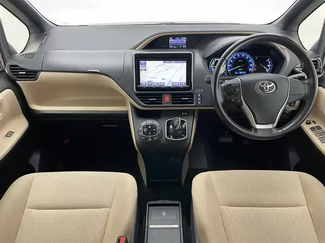 トヨタ ノア ハイブリッド G 愛知県 2015(平27)年 7.9万km ダークシェリーマイカM 純正９型ナビ　純正後席モニター　両側パワスラ　禁煙車　ワイヤレス充電　フルセグＴＶ　バックカメラ　ＥＴＣ　クルコン　シートヒーター　ＬＥＤオートライト　フォグ　ｎａｎｏｅ　プッシュスタート　純正マット