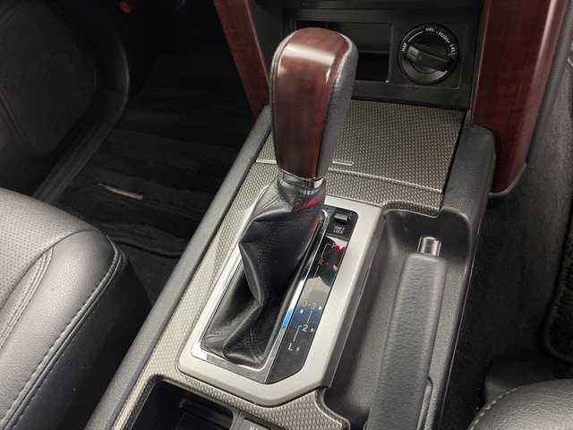 トヨタ ランドクルーザー プラド TX アルジェントクロス 鹿児島県 2014(平26)年 6.8万km ホワイトパールクリスタルシャイン モデリスタエアロ　/社外ナビ　/フルセグTV　/サンルーフ　/フロアマット　/社外レザー風シートカバー　/クルーズコントロール　/ヘッドライトウォッシャー　/シートヒーター　/エンジンスタートボタン　/ＬＥＤヘッドライト/保証書/取扱説明書