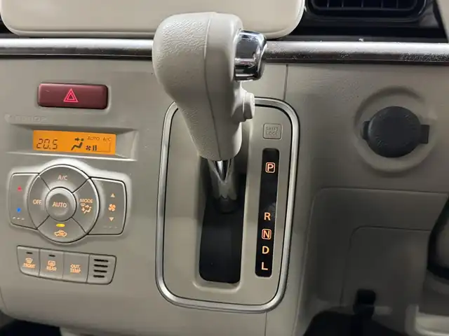 スズキ ラパン モード 三重県 2020(令2)年 5.8万km ノクターンブルーパール ガソリン/FF/インパネCVT/カロッツェリア 7インチディスプレイオーディオ FH-9200DVD/（FM/AM/CD/DVD/USB/iPod/Bluetooth/AUX/RCA）/バックカメラ/安全装備/・デュアルセンサーブレーキサポート/・車線逸脱警報機能/・ふらつき警報機能/・誤発進抑制機能/・後方誤発進抑制機能/・リヤパーキングセンサー/・後退時ブレーキサポート/・標識認識機能（車両進入禁止、はみ出し通行禁止、最高速度、一時停止）/・ハイビームアシスト/装備/・シートヒーター（D/N）/・オートエアコン/・オートライトシステム/・キセノンヘッドライト（ロービーム）/・プッシュスタート/・ステアリングスイッチ/・電動格納ドアミラー/・純正ホイールキャップ＆14インチスチールホイール/・保/取/オーディオ取/・スマートキーx2/など