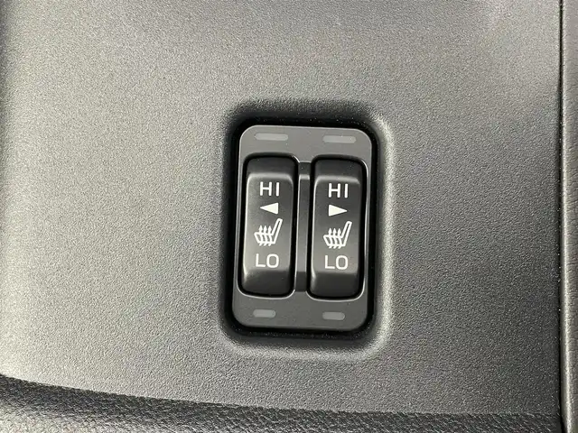 スバル ＢＲＺ S 福岡県 2024(令6)年 1.4万km クリスタルブラックシリカ 純正ナビ（フルセグＴＶ、Bluetooth）　/ＥＴＣ　/ドライブレコーダー　/前席シートヒーター　/レーダークルコン　/コーナーセンサー　/横滑り防止装置　/盗難防止装置　/ＡＢＳ　/ＬＥＤヘッドライト　/純正１８インチアルミホイール