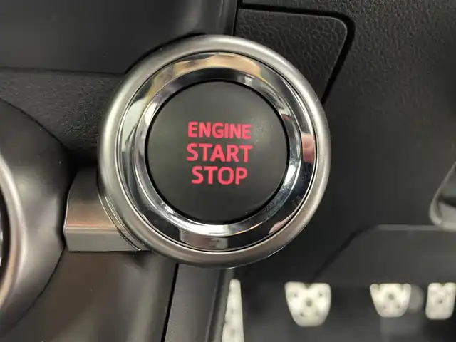 スバル ＢＲＺ S 福岡県 2024(令6)年 1.4万km クリスタルブラックシリカ 純正ナビ（フルセグＴＶ、Bluetooth）　/ＥＴＣ　/ドライブレコーダー　/前席シートヒーター　/レーダークルコン　/コーナーセンサー　/横滑り防止装置　/盗難防止装置　/ＡＢＳ　/ＬＥＤヘッドライト　/純正１８インチアルミホイール