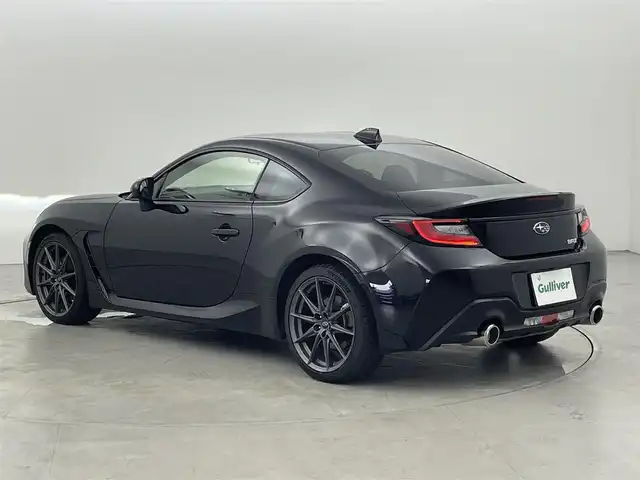 スバル ＢＲＺ S 福岡県 2024(令6)年 1.4万km クリスタルブラックシリカ 純正ナビ（フルセグＴＶ、Bluetooth）　/ＥＴＣ　/ドライブレコーダー　/前席シートヒーター　/レーダークルコン　/コーナーセンサー　/横滑り防止装置　/盗難防止装置　/ＡＢＳ　/ＬＥＤヘッドライト　/純正１８インチアルミホイール