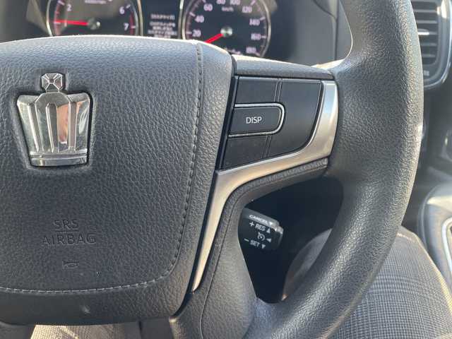 トヨタ クラウン アスリート アスリート 静岡県 2015(平27)年 1.4万km ホワイトパールクリスタルシャイン ワンオーナー/純正ナビ（TV.BT.AM.FM）/純正LEDヘッドライト/純正アルミホイール18インチ/純正フロアマット/純正バイザー/クルーズコントロール追従なし/衝突軽減システム/エンジンプッシュスタート/ETC/スマートキー