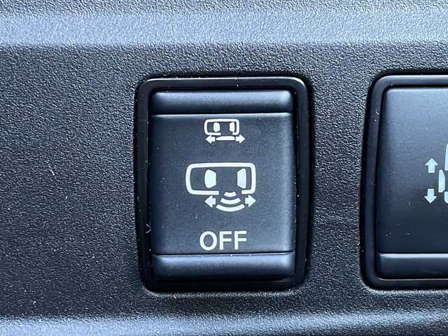 日産 セレナ e－パワー ハイウェイスター V 岐阜県 2022(令4)年 4.2万km ブリリアントホワイトパール 禁煙車/純正10型ナビ/AM/FM/CD/DVD/BR/BT/AUX/SD/フルセグTV/アラウンドビューモニター/エマージェンシーブレーキ/プロパイロット/両側パワースライドドア/ハンズフリースライドドア/インテリジェントルームミラー/BSI/純正フリップダウンモニター/オートライト/LEDヘッドライト/フォグランプ/オートハイビーム/純正アルミホイール/ドライブレコーダー