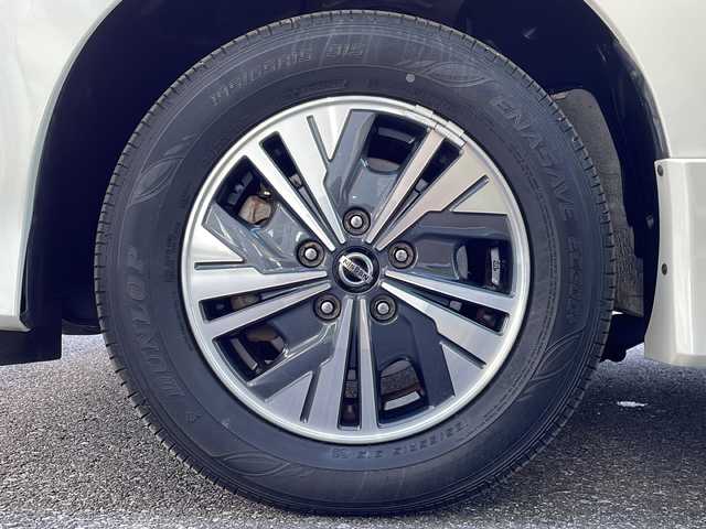 日産 セレナ e－パワー ハイウェイスター V 岐阜県 2022(令4)年 4.2万km ブリリアントホワイトパール 禁煙車/純正10型ナビ/AM/FM/CD/DVD/BR/BT/AUX/SD/フルセグTV/アラウンドビューモニター/エマージェンシーブレーキ/プロパイロット/両側パワースライドドア/ハンズフリースライドドア/インテリジェントルームミラー/BSI/純正フリップダウンモニター/オートライト/LEDヘッドライト/フォグランプ/オートハイビーム/純正アルミホイール/ドライブレコーダー