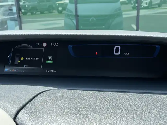 日産 セレナ e－パワー ハイウェイスター V 香川県 2019(平31)年 5.9万km ブリリアントホワイトパール 登録時走行距離：58184km/ディーラー純正9型ナビ/　CD DVD BT フルセグTV/全方位カメラ/前後ドライブレコーダー/ビルトインETC/デジタルインナーミラー/両側パワースライドドア/エマージェンシーブレーキ/レーンキープアシスト/レーダークルーズコントロール/クリアランスソナー/横滑り防止装置/オートホールド機能付き電子パーキングブレーキ/ロールサンシェード/ISOFIX/革巻きステアリング/ステアリングスイッチ/プッシュスタート/スマートキー/スペアキー