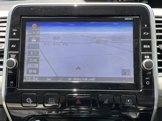 日産 セレナ e－パワー ハイウェイスター V 香川県 2019(平31)年 5.9万km ブリリアントホワイトパール 登録時走行距離：58184km/ディーラー純正9型ナビ/　CD DVD BT フルセグTV/全方位カメラ/前後ドライブレコーダー/ビルトインETC/デジタルインナーミラー/両側パワースライドドア/エマージェンシーブレーキ/レーンキープアシスト/レーダークルーズコントロール/クリアランスソナー/横滑り防止装置/オートホールド機能付き電子パーキングブレーキ/ロールサンシェード/ISOFIX/革巻きステアリング/ステアリングスイッチ/プッシュスタート/スマートキー/スペアキー