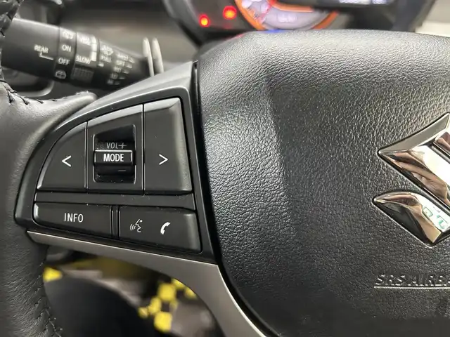 スズキ スペーシア ギア HYBRID XZ 鹿児島県 2021(令3)年 6万km アクティブイエロー/ガンメタリック2トーン 禁煙車　/社外ナビ　/フルセグＴＶ　/Ｂｌｕｅｔｏｏｔｈ　/バックカメラ　/アイドリングストップ　/デュアルカメラブレーキサポート　/後席サーキュレーター　/ステリモ　/両側パワスラ　/ルーフレール　/レーンキープアシスト/社外フロアマット/電格ミラー/LEDヘッドライト/スマートキー/スペアキー/ETC