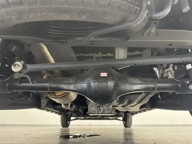 ダイハツ アトレー バン RS 三重県 2022(令4)年 1.8万km ブラックマイカメタリック ガソリン・ターボ/FR/インパネCVT/純正 9インチディスプレイオーディオ/（FM/AM/TV/Bluetooth/USB/iPod/HDMI/AndroidAuto/AppleCarPlay/ドラレコ）/バックカメラ/両側パワースライドドア（タッチ＆ゴーロック機能付）/ドライブレコーダー 前後/ビルトインETC/スマートアシスト/・衝突回避支援ブレーキ機能（対車両・対歩行者（昼夜））/・ブレーキ制御付誤発進抑制機能（前方・後方）/・衝突警報機能（対車両・対歩行者（昼夜））/・車線逸脱抑制制御・車線逸脱警報・路側逸脱警報・ふらつき警報/・全車速追従機能付ACC（アダプティブクルーズコントロール）/・LKC（レーンキープコントロール）/・コーナーセンサー（フロント2個／リヤ4個）/・標識認識機能（進入禁止／最高速度／一時停止）/装備/【OP】視界補助パック（＆バックカメラ）/●スマートインナーミラー/【OP】LEDパック/●LEDヘッドランプ＆フォグランプ、ルームランプ、荷室灯/●アダプティブドライビングビーム/●サイドビューランプ/・革調シートカバー/・オートエアコン/・オートライト/・ステアリングスイッチ/・純正12inAW/・スマートキーx2/など