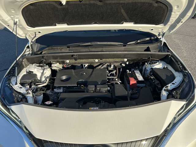 トヨタ ハリアー G 富山県 2022(令4)年 5万km ホワイトパールクリスタルシャイン ワンオーナー/セーフティセンス/純正8型ナビ/(AM/FM/BT/フルセグ)/バックカメラ/パワーバックドア/ETC2.0/レーダークルーズコントロール/デジタルインナーミラー/Clazzioシートカバー/ハーフレザーシート/パワーシート(D席)/革巻きステアリング/ステアリングスイッチ/コーナーセンサー(前後)/AUTOライト/LEDヘッドライト/フォグランプ/AUTOハイビーム/横滑り防止/プッシュスタート/スマートキー