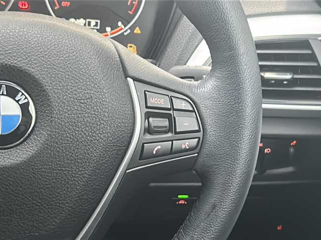 ＢＭＷ １１８ｉ スタイル 愛知県 2016(平28)年 1.2万km サファイアブラックP ワンオーナー/HDDナビ/フルセグテレビ/Bluetooth/ドライブレコーダー/バックカメラ/アイドリングストップ/ウィンカーミラー/クルーズコントロール/プッシュスタート/パワーバックドア/ETC/ステアリングスイッチ/純正フォグランプ/インテリジェントセーフティー/レーンディパーチャーウォーニング/保証書/取扱説明書