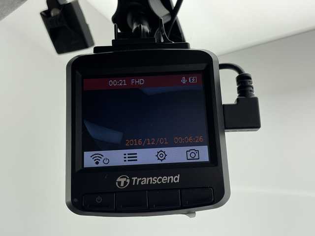 ホンダ Ｎ ＯＮＥ G 千葉県 2014(平26)年 4.9万km 赤 純正ナビ(ワンセグ・CD/DVD/iPod）/前後ドラレコ/電格ミラー/USB入力