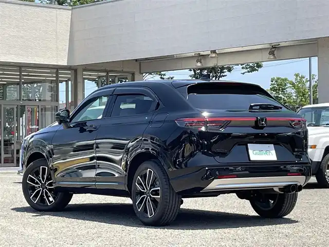 ホンダ ヴェゼル ハイブリッド e:HEV Z 宮城県 2024(令6)年 0.7万km クリスタルブラックパール /純正９インチメモリナビ//フルセグテレビ/CarPlay/AndroidAuto/BT//バックカメラ//前席シートヒーター/ステアリングヒーター//ハンズフリーアクセスパワーテールゲート(予約クローズ機能付)//ワイヤレス充電//ビルトインETC2.0//ホンダセンシング//レーダークルーズコントロール//レーンキープアシスト//ブラインドスポットモニター//LEDヘッドライト/オートハイビーム//社外ドライブレコーダー前後//スマートキーx2