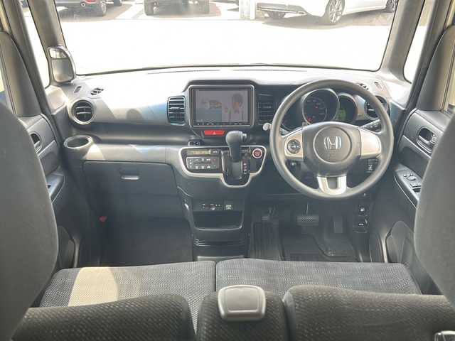 ホンダ Ｎ ＢＯＸ G Lパッケージ 岐阜県 2016(平28)年 7.9万km プレミアムホワイトパールⅡ ディーラーナビ/FM/AM/フルセグテレビ/CD/DVD/MusicRack/iPod/SD/USB/BLUETOOTHAUDIO/UTR/AUX/HDMI/ビルトインETC/片側パワースライドドア/横滑り防止装置/Ecoモード/純正マット/Allercleanシート/ドアバイザー/電動格納ミラー/後席テーブル/バックカメラ/プッシュスタート
