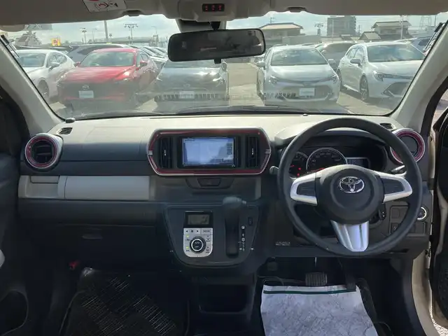 トヨタ パッソ モーダ　S 香川県 2017(平29)年 6.7万km ブラックマイカメタリック/パウダリーベージュメタリック 2トーン ケンウッドナビ/　CD DVD BT フルセグTV/衝突被害軽減装置/アイドリングストップ/横滑り防止装置/LEDヘッドライト/プッシュスタート/スマートキー/純正フロアマット/ドアバイザー/電動格納ウィンカーミラー