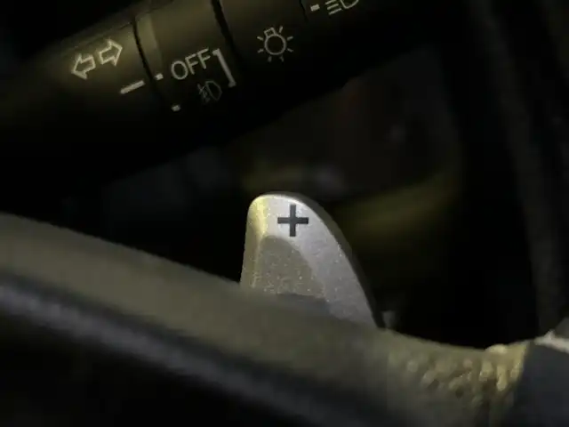 ホンダ Ｎ ＢＯＸ カスタム G L ターボ ホンダセンシング 静岡県 2019(平31)年 3.3万km クリスタルブラックパール ユーザー買取車両/ワンオーナー/純正SDナビ（VXU-195NBi）/【AM/FM/TV/CD/BT/SD】/純正15インチAW/純正サイドエアロパーツ/MTモード付AT/パドルシフト/エンジンスタートボタン/クルーズコントロール（追従走行あり）/USB入力端子/ETC/ドライブレコーダー/ベンチシート/ハーフレザーシート/両側パワースライドドア/横滑り防止装置/レーンアシスト/衝突被害軽減システム/保証書/取扱説明書